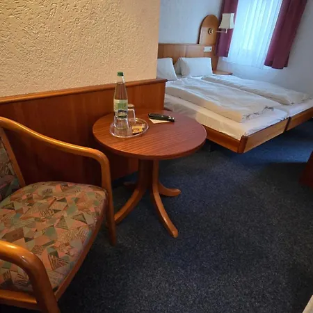 Morgensonne Hotel *